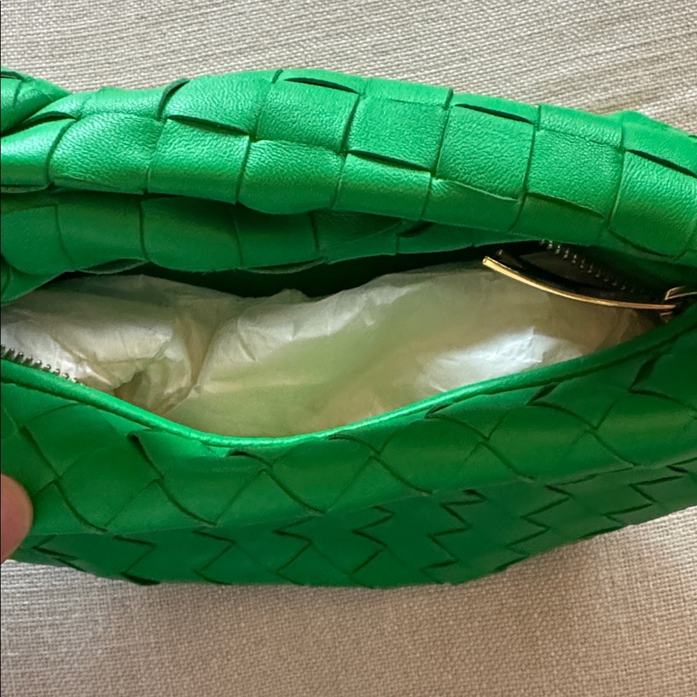 Green Bottega Veneta Jodie - Picture 2 of 2